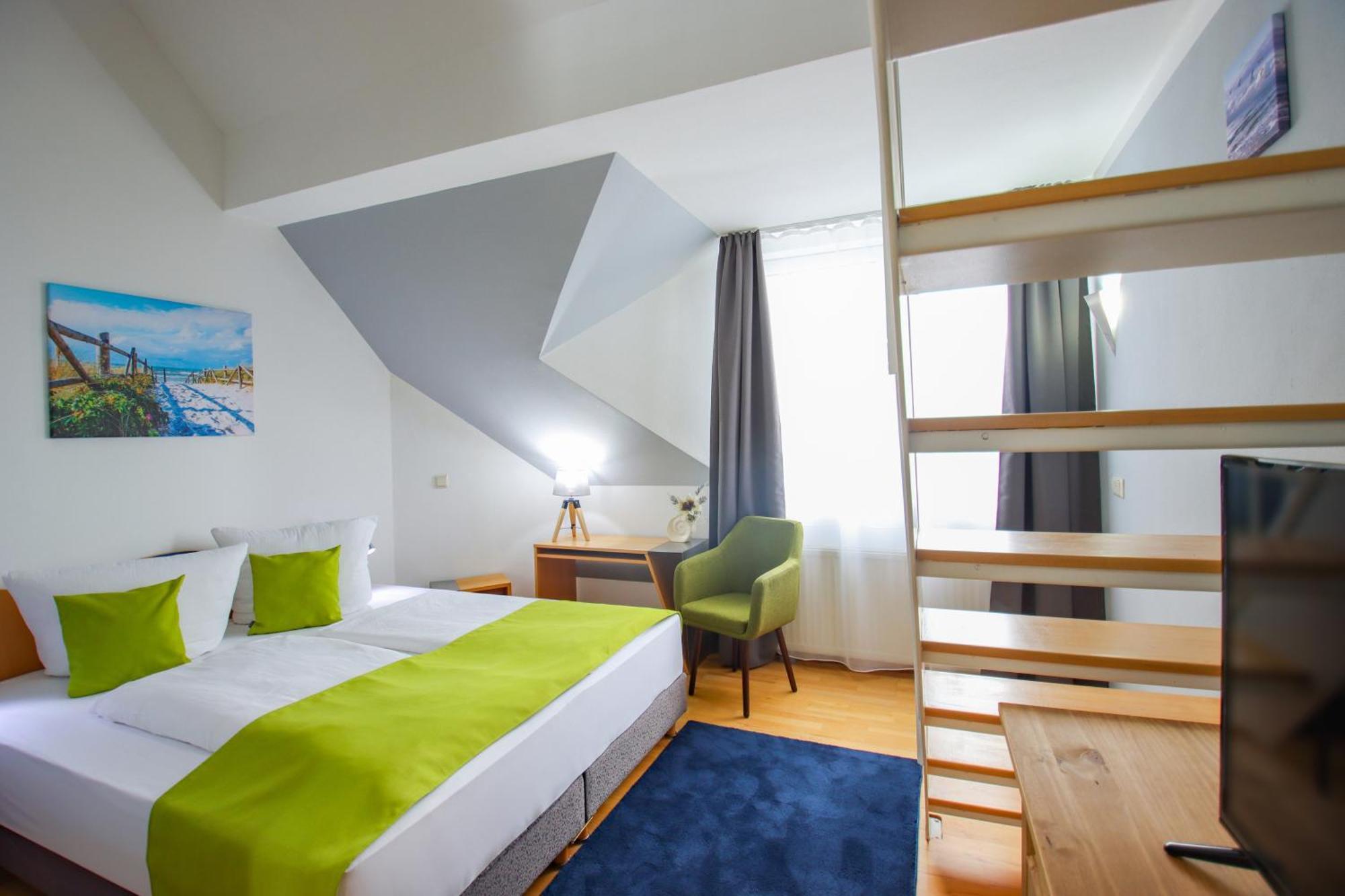 Inselhotel Kleiner Bodden Buschvitz Экстерьер фото