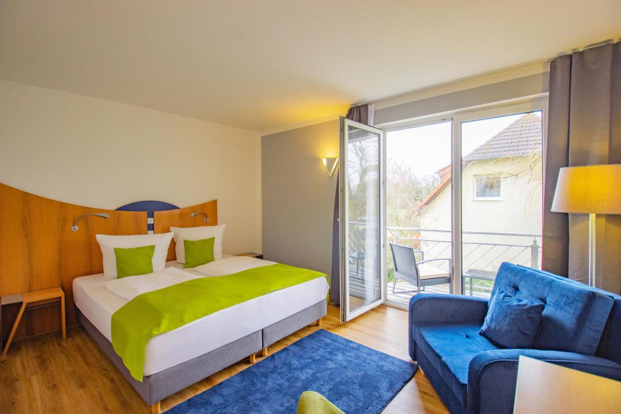 Inselhotel Kleiner Bodden Buschvitz Экстерьер фото
