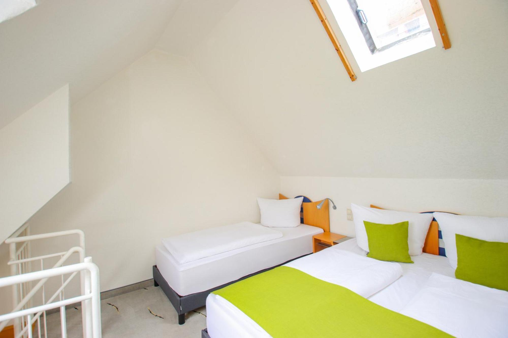 Inselhotel Kleiner Bodden Buschvitz Экстерьер фото