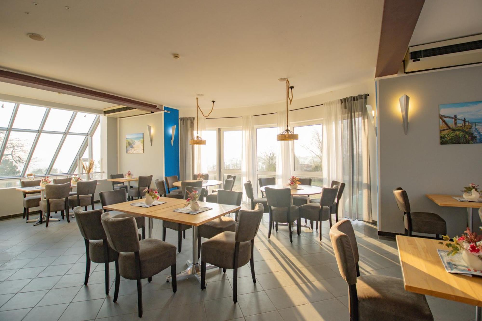 Inselhotel Kleiner Bodden Buschvitz Экстерьер фото